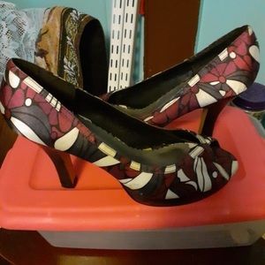 Cranberry black and white heels